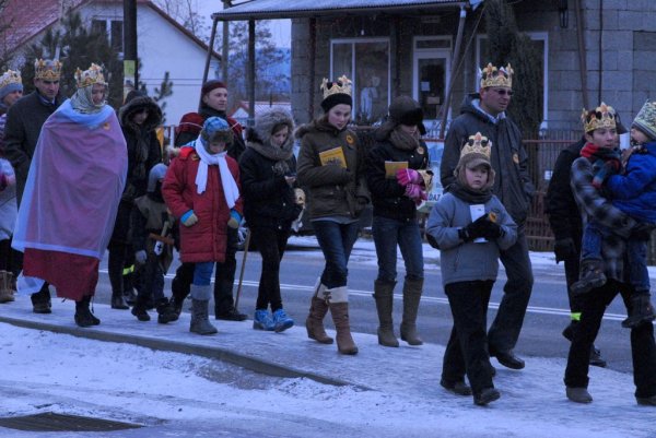 Zdjęcia z Orszaku Trzech Króli w Wiśniowej