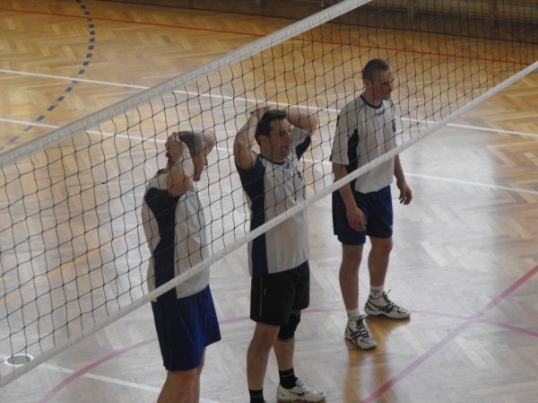 Zdjęcia z XIV Turnieju Piłki Siatkowej o Puchar Starosty Strzyżowskiego