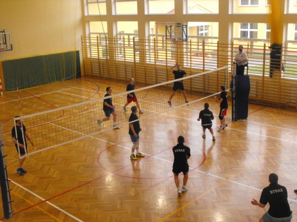 Zdjęcia z XIV Turnieju Piłki Siatkowej o Puchar Starosty Strzyżowskiego