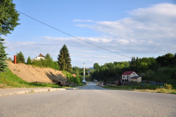 Zabezpieczanie osuwiska w Niewodnej