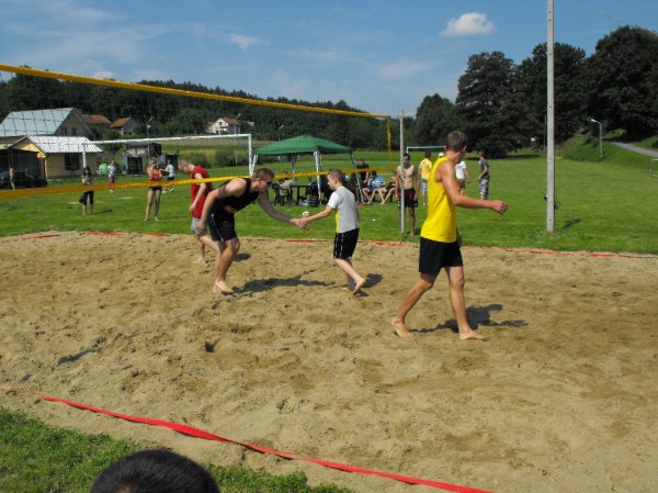 Otwarty Gminny Turniej Piłki Siatkowej Plażowej. Siatkówka plażowa na wysokim powiomie.
