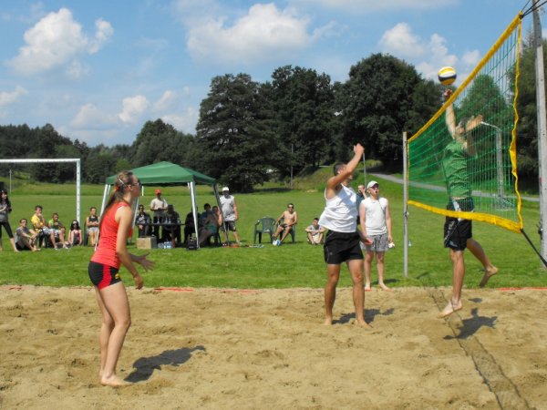 Otwarty Gminny Turniej Piłki Siatkowej Plażowej. Siatkówka plażowa na wysokim powiomie.