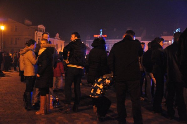 Zdjęcia z Sylwestra na rynku w Strzyżowie