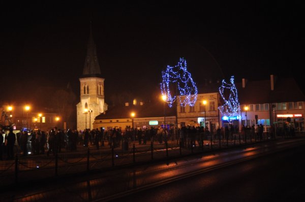 Zdjęcia z Sylwestra na rynku w Strzyżowie
