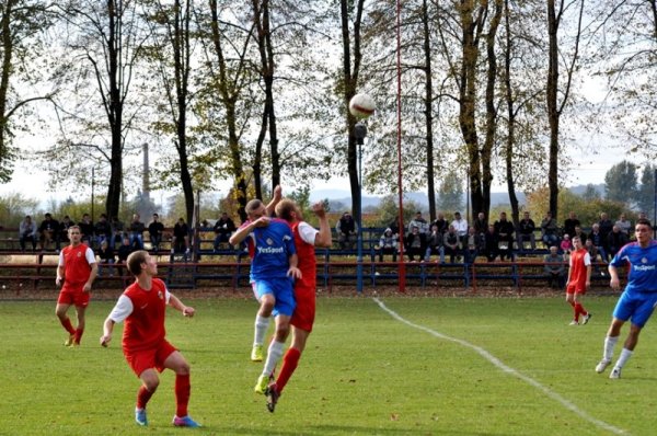 2013-10-06 Wisłok Strzyżów - LKS Pisarowce 1:2 (0:1) 
