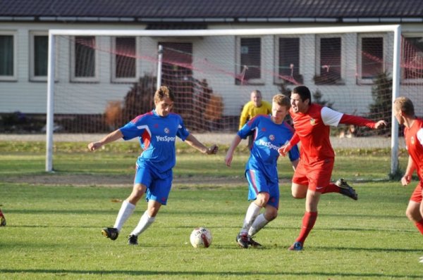 2013-10-06 Wisłok Strzyżów - LKS Pisarowce 1:2 (0:1) 