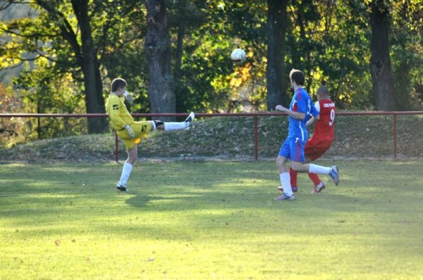 2013-10-06 Wisłok Strzyżów - LKS Pisarowce 1:2 (0:1) 