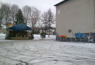 Szopka obok DK Sokól