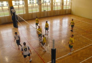 Zdjęcia z XIV Turnieju Piłki Siatkowej o Puchar Starosty Strzyżowskiego