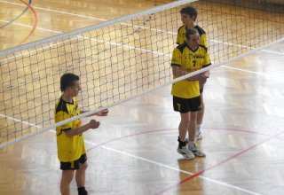 Zdjęcia z XIV Turnieju Piłki Siatkowej o Puchar Starosty Strzyżowskiego