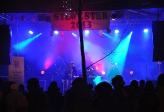 Zdjęcia z Sylwestra na rynku w Strzyżowie