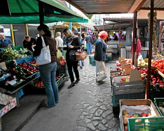 targ strzyżów targ strzyżów