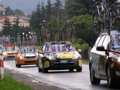 Samochody z rowerami we Frysztaku Samochody z rowerami we Frysztaku